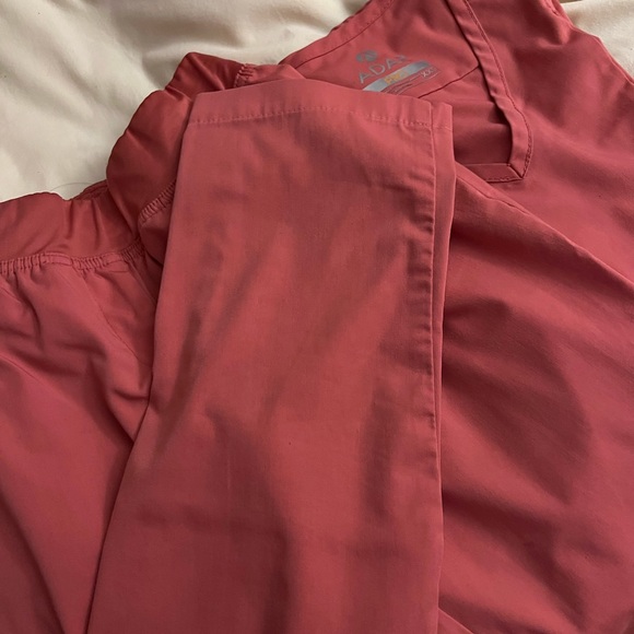 ADAR pro petite scrub set size XXS rapture rose - Picture 4 of 5